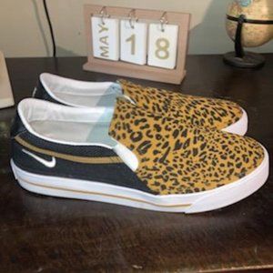 Women's size 11 NIKE Court Legacy Leopard Slip-on Casual Sneakers.